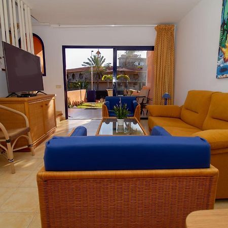 Villa Duplex Meloneras With Free Wifi And Private Garden Exterior foto